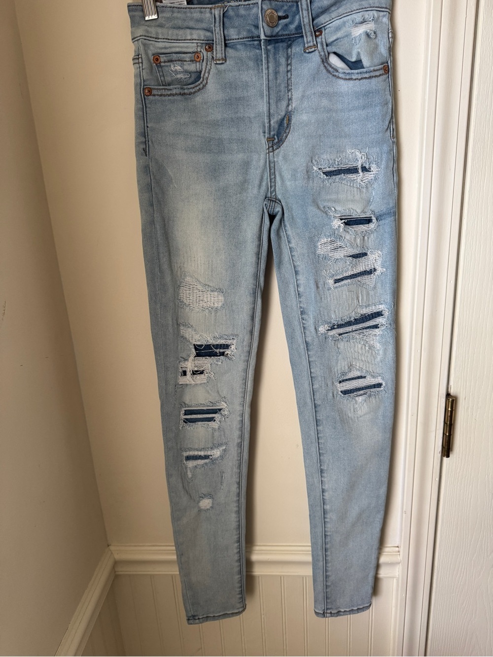 American Eagle Outfitters Ripped Light Blue Jeggings Size 2